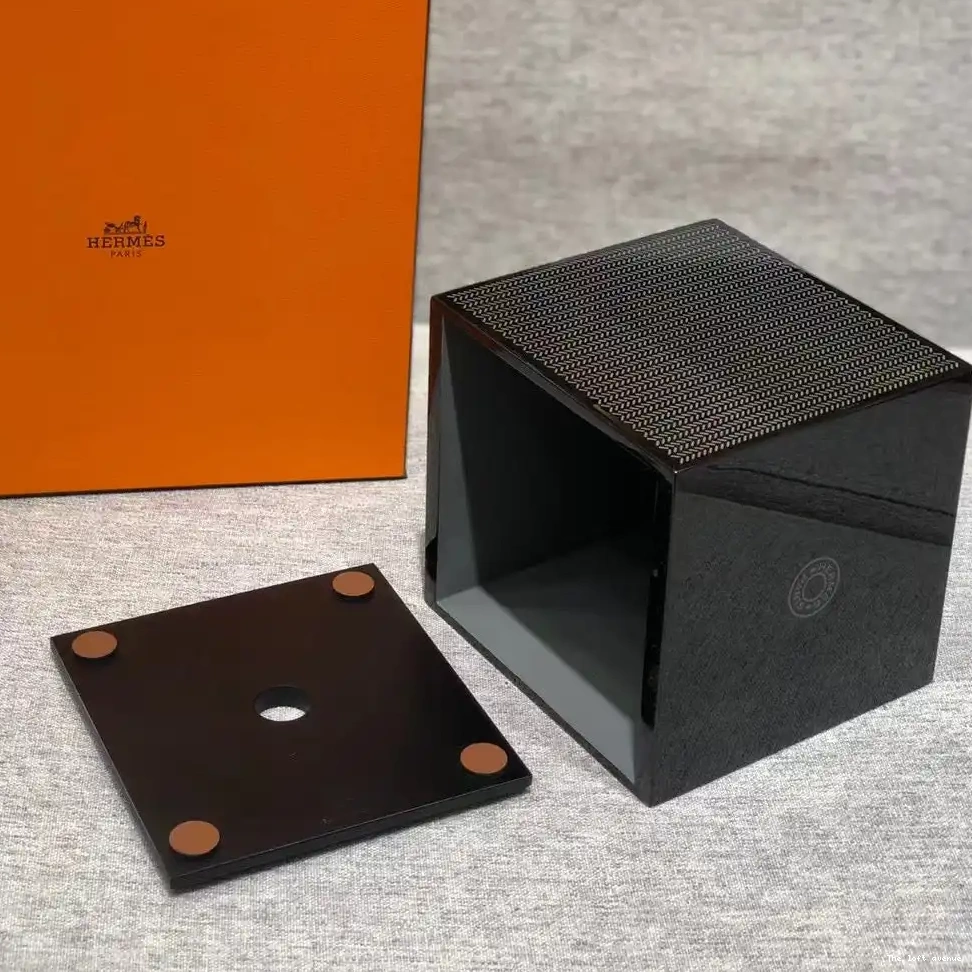 SQUARE HERMES KBOX TISSUE BOX 0516